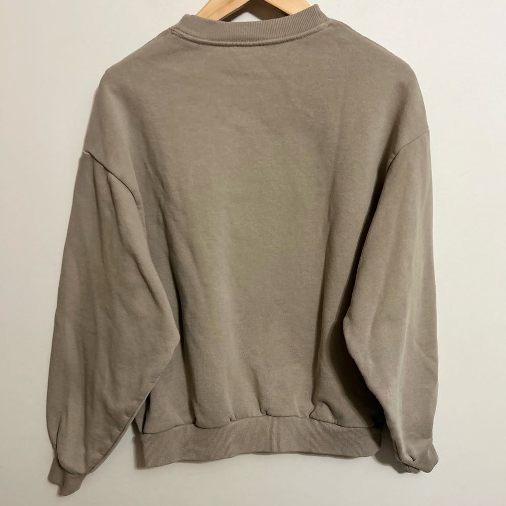⭐️Alo Yoga Accolade Sweatshirt Crewneck Tan XS⭐️ - Picture 3 of 3